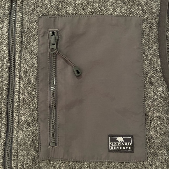 Onward Reserve Fleece Vest - Picture 3 of 5